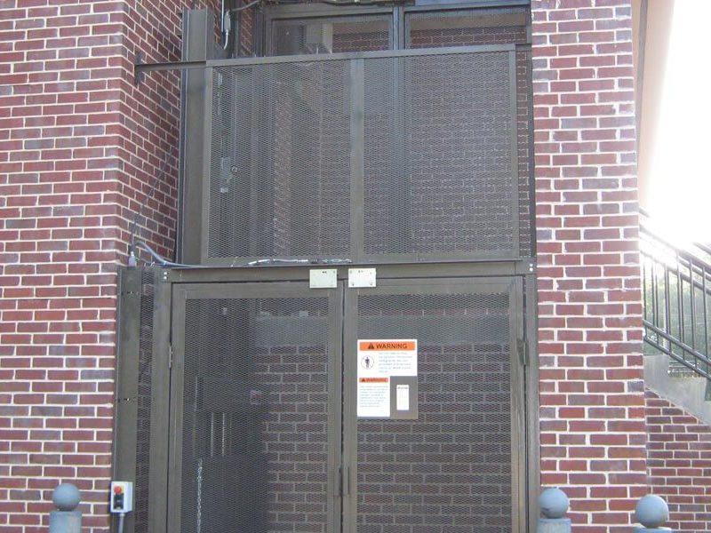 Construction Elevator Exterior of Calhoun County Courthouse - Pittsboro, MS by Sanderson Construction