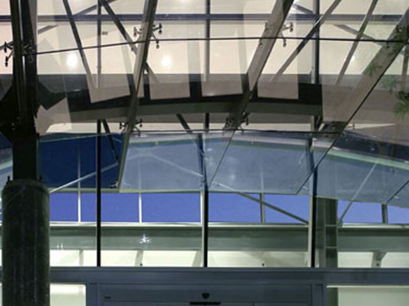 Construction Exterior Glass Feature in North Mississippi Medical Center Hematology Oncology in Tupelo, MS by Sanderson Construction